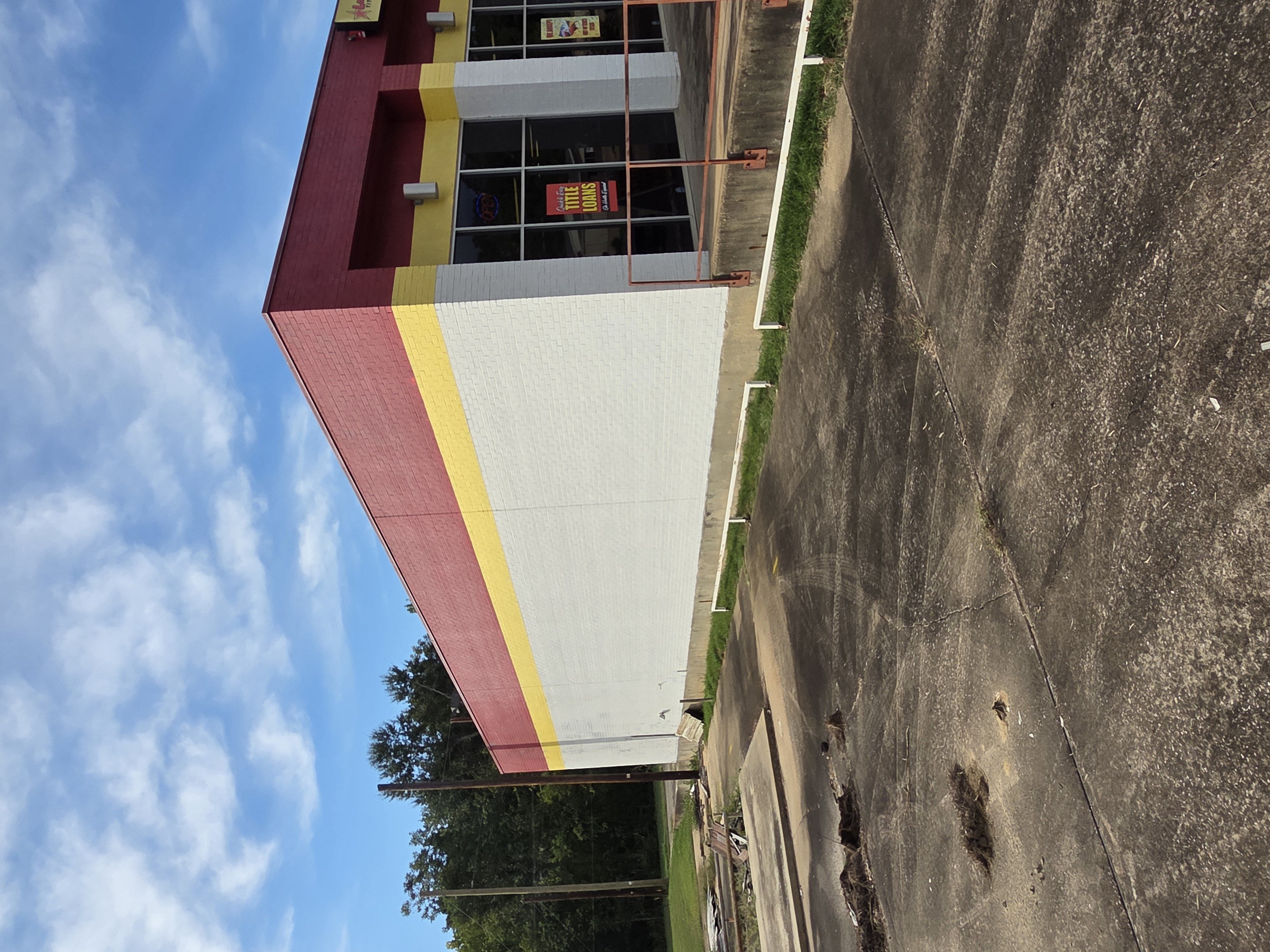705 N University Dr, Nacogdoches