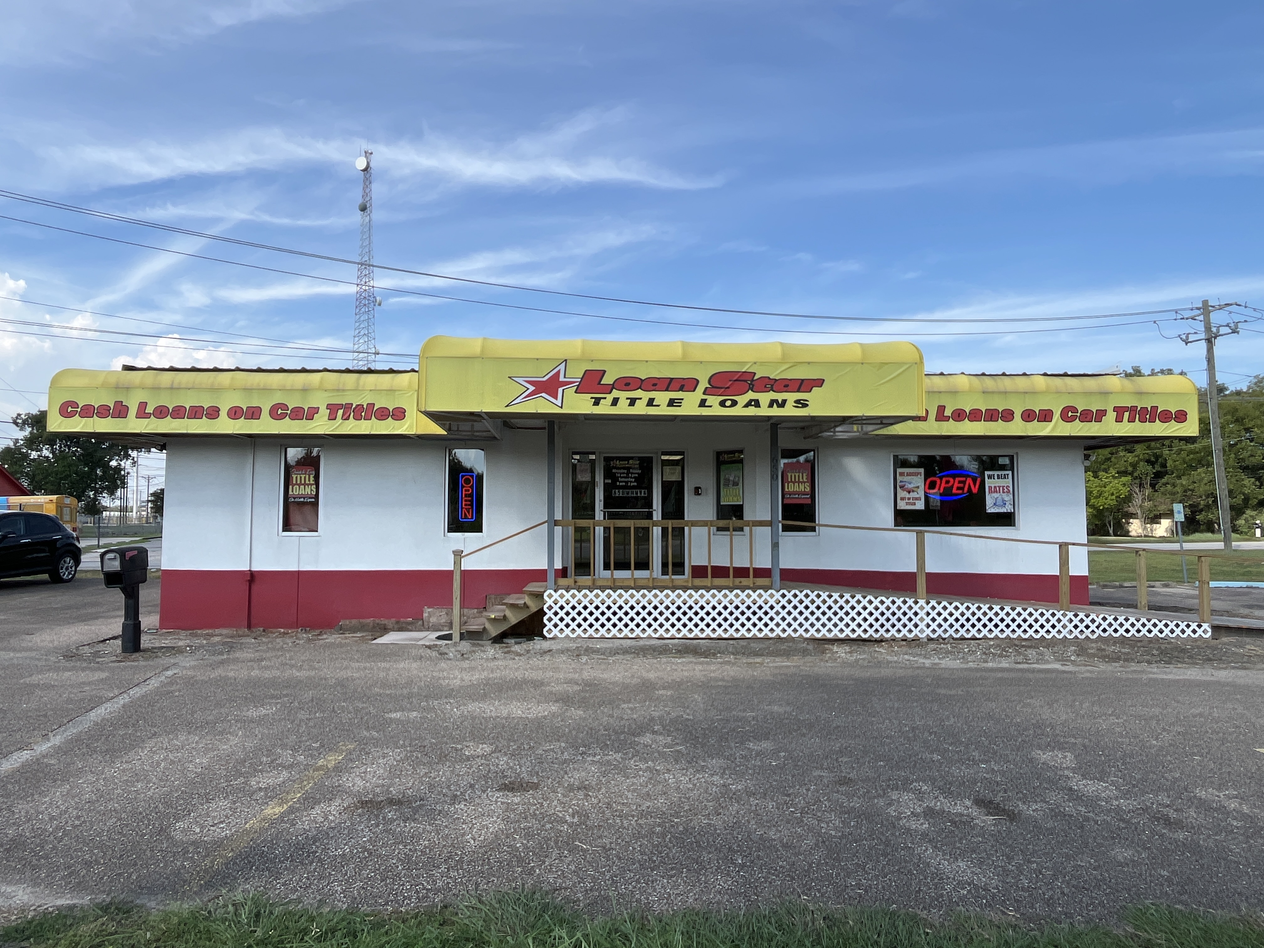 650 West Highway 6, Alvin